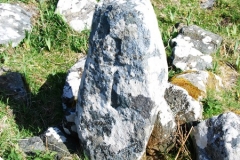 incised-cross-tiree-f-hay